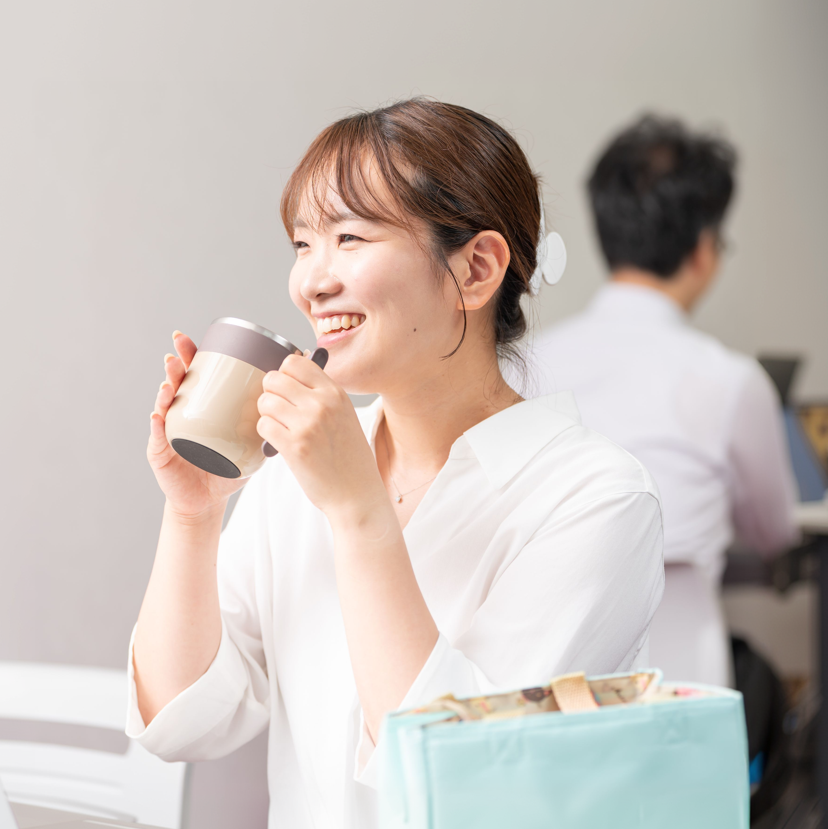 休憩中の社員
